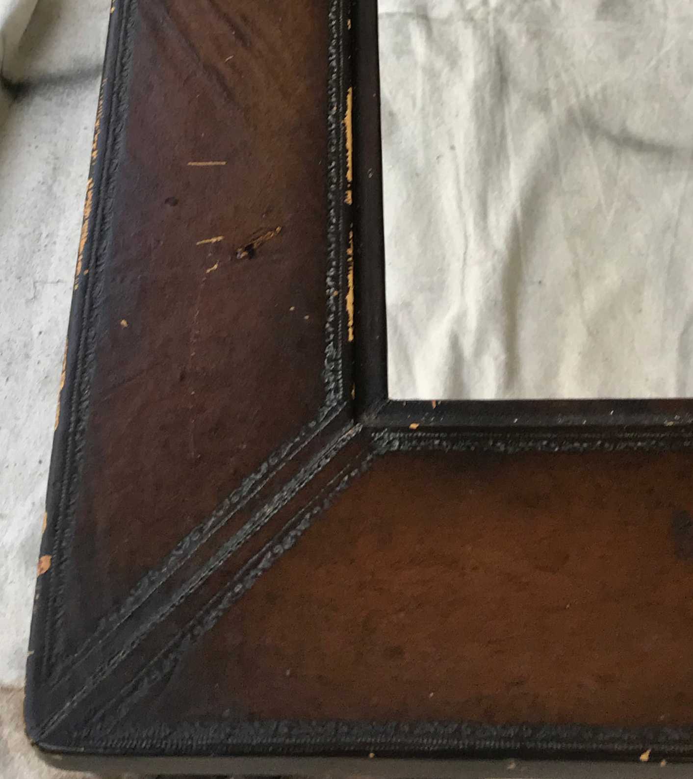 leather-table-frame-restoration-01