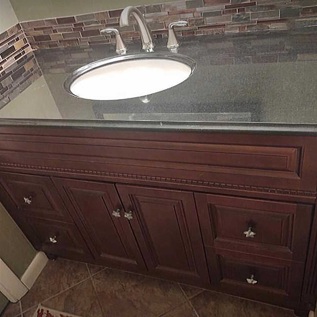 custom-bathroom-vanity-03